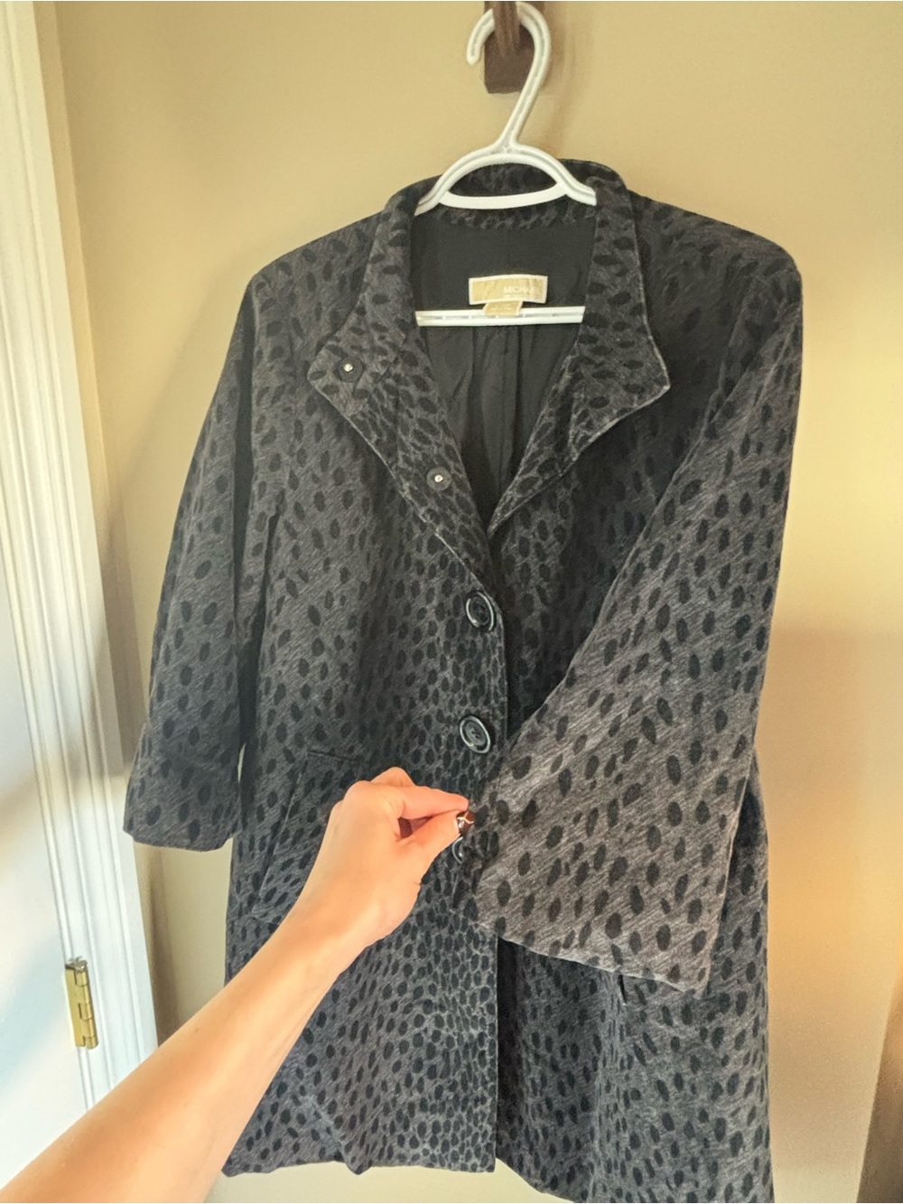 Michael Kors Gray Black Leopard Print Pea Coat Size L - Picture 5 of 8